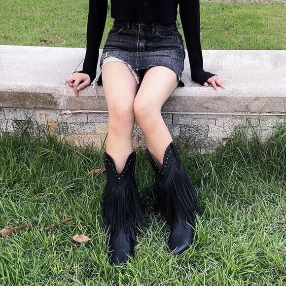 🆕 Women's Black Fringe Western Cowboy Boots Faux Leather Rodeo Style Footwear - Picture 6 of 7